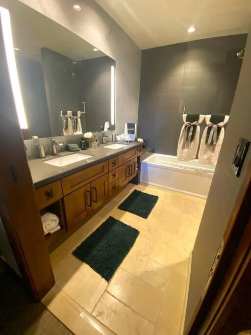 Ski In/Out - Zalanta - Great Location- 2 Hot Tubs - Heated Pool South Lake Tahoe Eksteriør billede